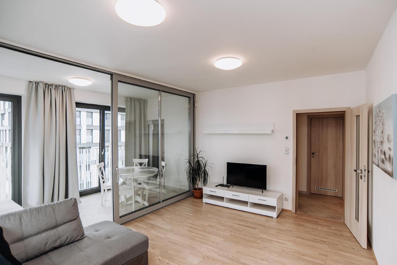 Garden Towers Apartment Prague Ngoại thất bức ảnh